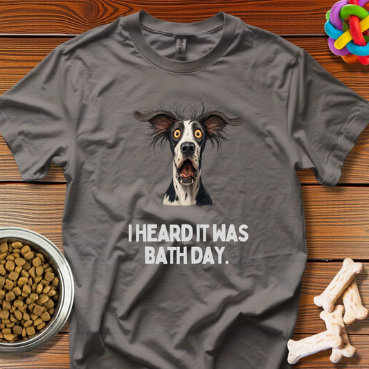 Bath Day Drama: Canine Shock Portrait, High - Contrast Pet Humor - T-Shirt - Wooferface