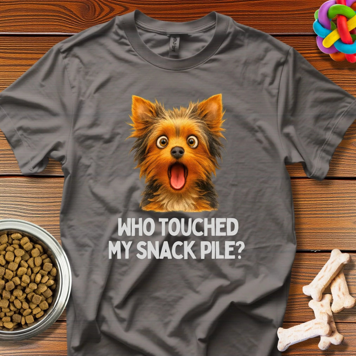 Who Touched My Snack Pile?: Viral Dog Meme, Hilarious Pet Comedy - T-Shirt - Wooferface